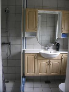 Ett badrum på Sysselbjerg Bed & Breakfast