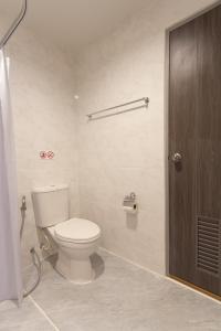 Ένα μπάνιο στο Donchan Grand Hotel