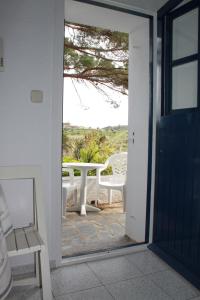 Gallery image of Bungalow Hotel Port-Lligat in Cadaqués