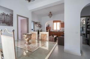 A seating area at Apartamento 6 Mirasierras