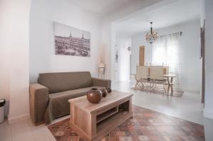 A seating area at Apartamento 6 Mirasierras
