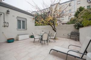 A balcony or terrace at Apartamento 6 Mirasierras