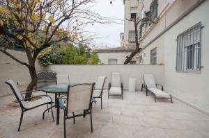 A balcony or terrace at Apartamento 6 Mirasierras