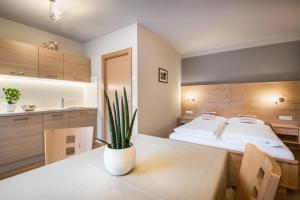 Photo de la galerie de l'établissement Chalet Vanzi, à San Martino in Badia 45 autres photos