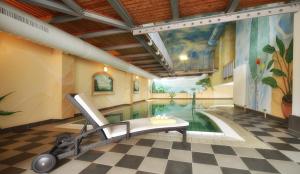Bazén v ubytování Hotel Randsbergerhof nebo v jeho okolí