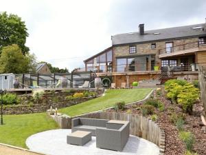 Zahrada ubytování Holiday Home in Redu with Heated Pool