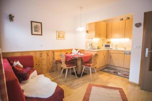 Kuchyňa alebo kuchynka v ubytovaní Residence Sisi