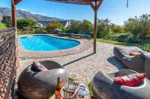 Gallery image of Wind-Rose Guest House in Gordonʼs Bay