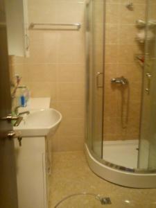 Ένα μπάνιο στο Apartament Villa Del Mare +23 φωτογραφίες