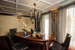 Istumisnurk majutusasutuses Duna Garden Hotel