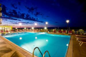 Bazén v ubytování Hotel Sayonara nebo v jeho okolí