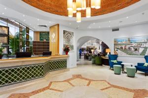 Khu vực sảnh/lễ tân tại Four Seasons Country Club +51 ảnh
