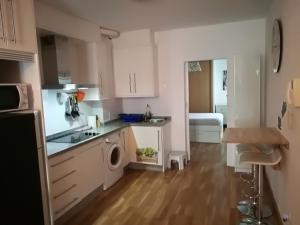 Kuchyň nebo kuchyňský kout v ubytování APARTAMENTO JUNTO AL MAR