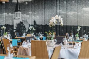 Imagen de la galería de Regatta Hotel Restauracja Spa, en Poznan