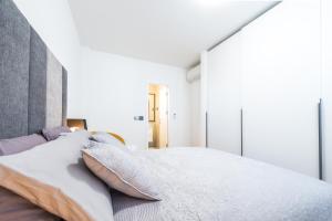 Postel nebo postele na pokoji v ubytování Saint Blaise Luxury Suite