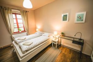 Letto o letti in una camera di Statek Jakubov