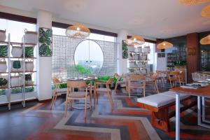 Restaurace v ubytování Wimarion Hotel Semarang