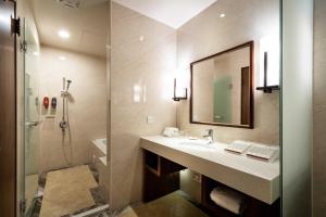 Koupelna v ubytování Lailai Hotel