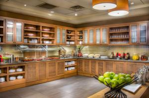 A kitchen or kitchenette at Hyatt Place Sarasota/Lakewood Ranch