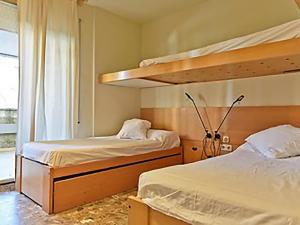 Posteľ alebo postele v izbe v ubytovaní APARTMENT SALOU MAIN BEACH