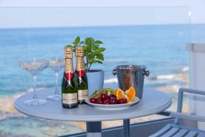 Gallery image of Enorme Serenity Spritz - Adults Only in Hersonissos