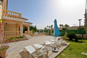 En have udenfor Llac Blau - Mediterranean Styled with Pool