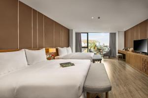 Gallery image of AVORA Boutique Hotel in Danang