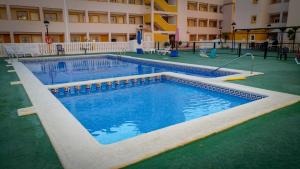 Bazén v ubytování Ribera Beach 1 Apartment NALI nebo v jeho okolí