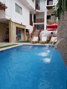 Bazén v ubytování Hostal España nebo v jeho okolí