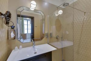 Villa Erizio, a bucolic and urban break的一间浴室
