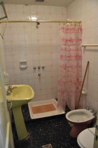 Gallery image of Residencial El Hogar in Salta +41 photos