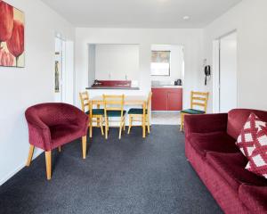 Kuchyň nebo kuchyňský kout v ubytování Aotea Motel