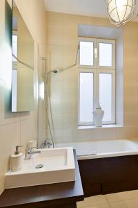 Kúpeľňa v ubytovaní 6 rooms