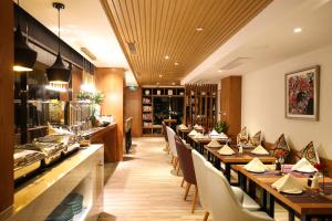 Restaurace v ubytování SSAW Boutique Hotel Shanghai Yilin