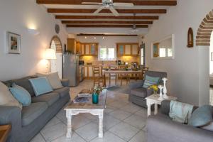 Posezení v ubytování Panorama Villas