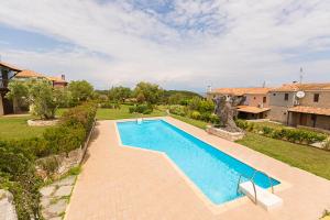 Bazén v ubytovaní Rastoni Retreats #FeelsLikeHome alebo v jeho blízkosti