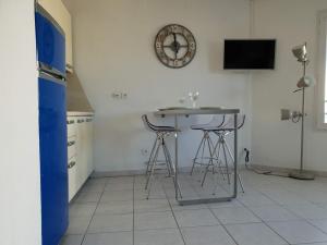 Alery apartment with terrace AC wifi 7th floor a few meters from the sea by Affitto-Nizza