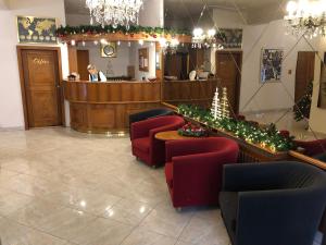 The lobby or reception area at Kavalir