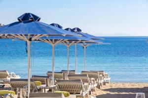 Photo de la galerie de l'établissement Kostantis Summer Villas and Suites, à Ornos