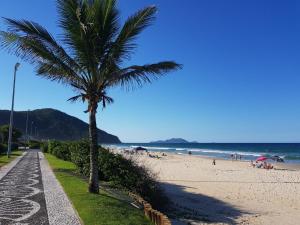 Imagen de la galería de Apto 2suítes 30m da praia, en Florianópolis