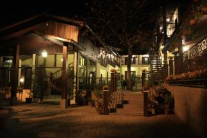 Imagen de la galería de The Earls Court by Leisure Hotels, en Nainital