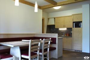 A cozinha ou cozinha compacta de Appartamenti Bazzanella