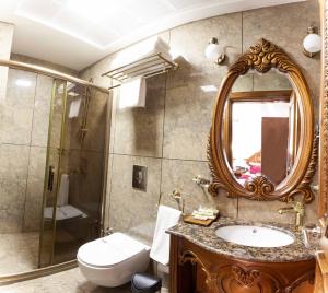 Koupelna v ubytování Bablin Butik Otel