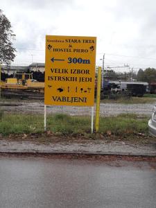 Certifikát, hodnocení, plakát nebo jiný dokument vystavený v ubytování Hostel Piero