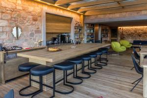 Lounge atau bar di Escapade Luxury Residences