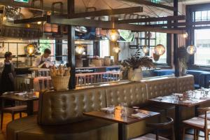 Clarence Boutique Hotel餐厅或其他用餐的地方