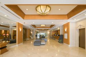 Lobby alebo recepcia v ubytovaní HOTEL MYSTAYS Matsuyama