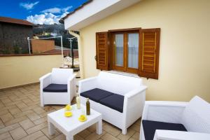 A balcony or terrace at Relais Villa Chiara free parking