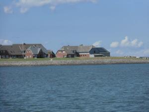 Photo de la galerie de l'établissement Haus-Halligblick-Ferienwohnung-Hamburger-Hallig, à Dagebüll