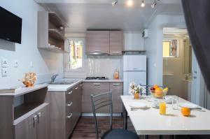 Fotografie z fotogalerie ubytování Mobile Homes Camp Baško Polje - Adriatic Kampovi v destinaci Baška Voda